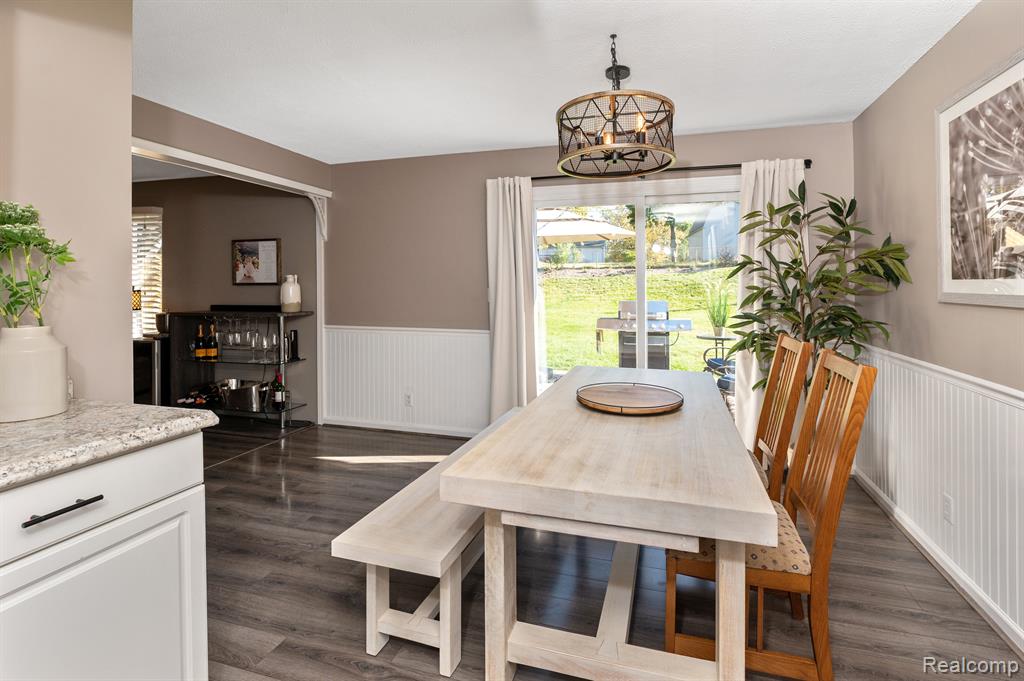 6665 LAURELTON, Clarkston, MI — Photo 43