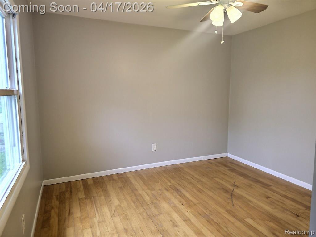 1167 ALLEN Street, Burton, MI 48529 — Photo 2