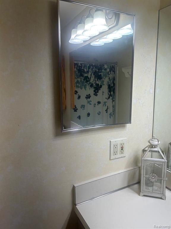 54667 SHELBY Road, Shelby Twp, MI 48316 — Photo 16