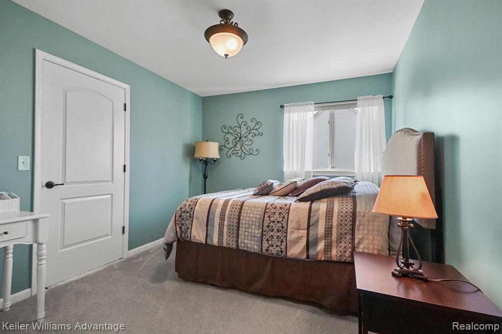 24601 BROMPTON Way, South Lyon, MI 48178 — Photo 26