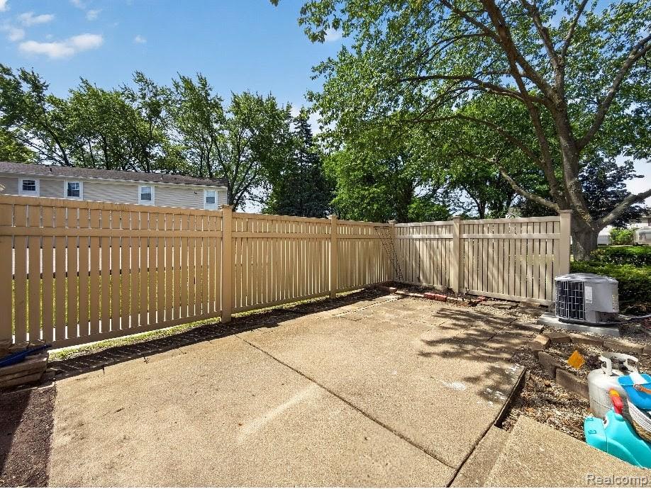 20830 W Glen Haven Circle, Northville, MI 48167 — Photo 25