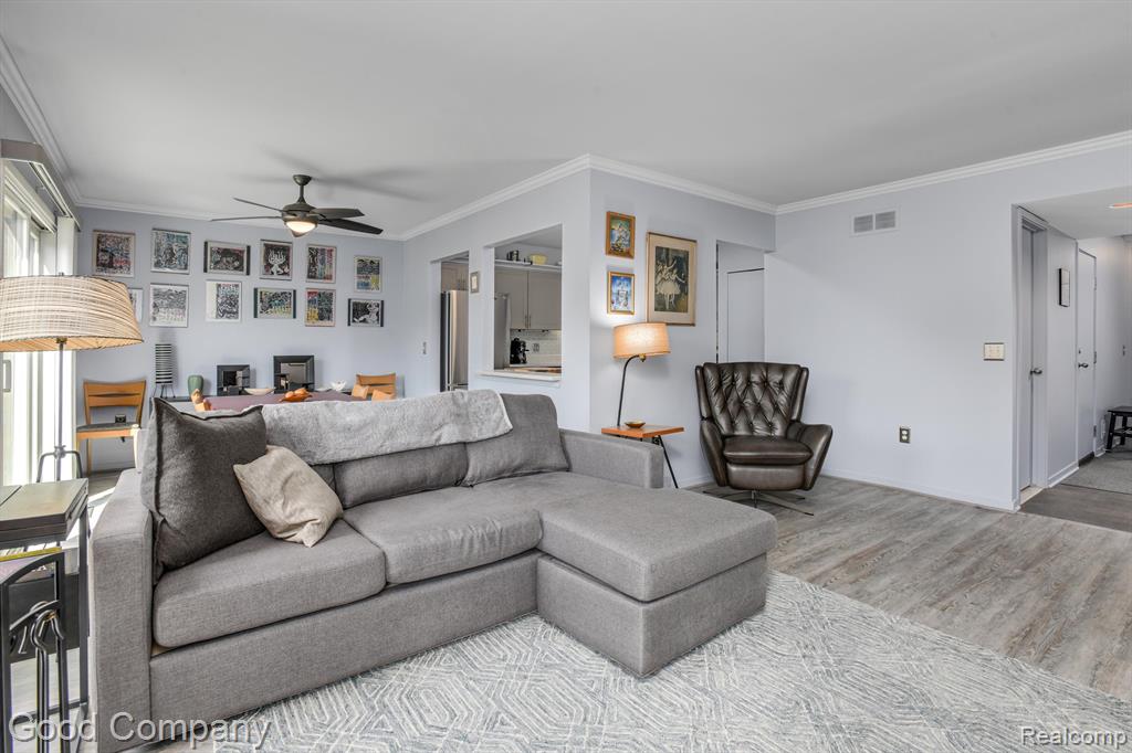 617 ASHLEY Circle, Rochester Hills, MI 48307 — Photo 7