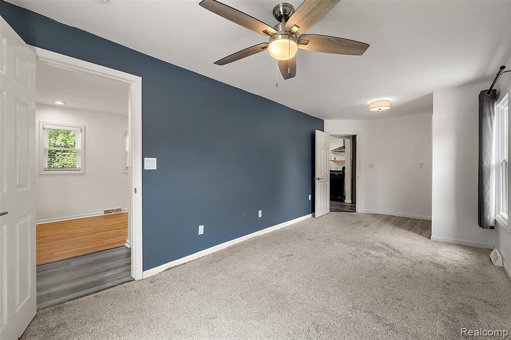 433 CHERRY Drive, Troy, MI 48083 — Photo 13