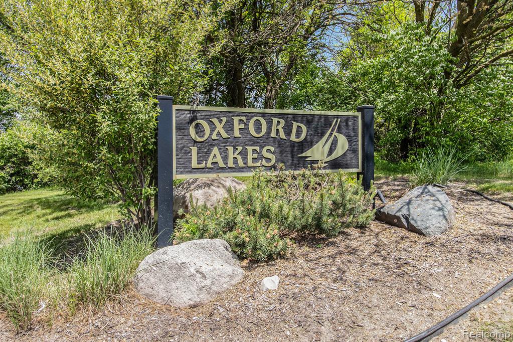 611 THORNEHILL Trail, Oxford, MI 48371 — Photo 58