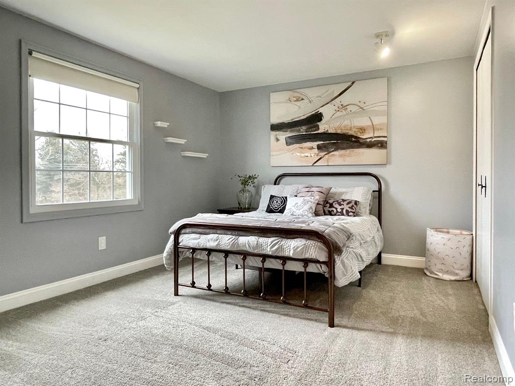 5126 Glengate Road, Rochester, MI 48306 — Photo 32