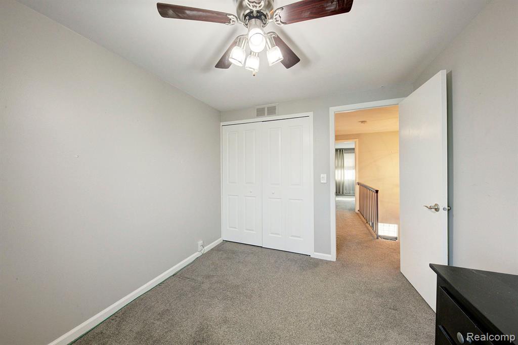 19341 ANDOVER CT, Northville, MI 48167 — Photo 33
