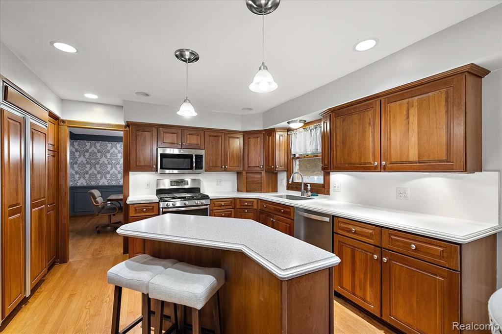 8785 Annsbury Drive, Shelby Twp, MI 48316 — Photo 21