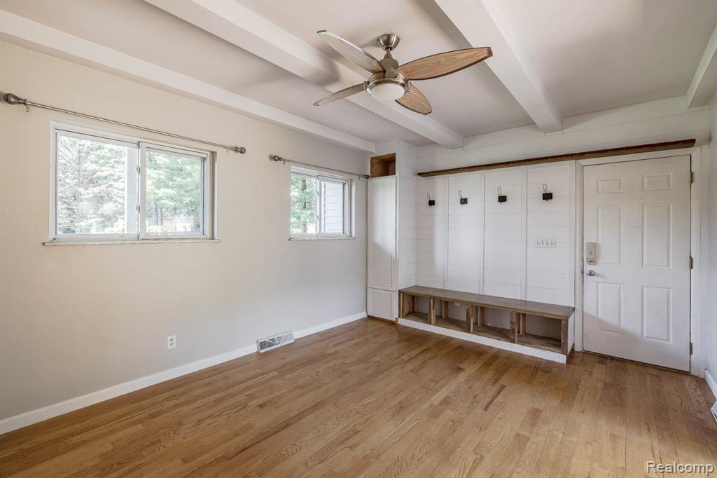 7709 Shelley Drive, Clarkston, MI 48348 — Photo 36