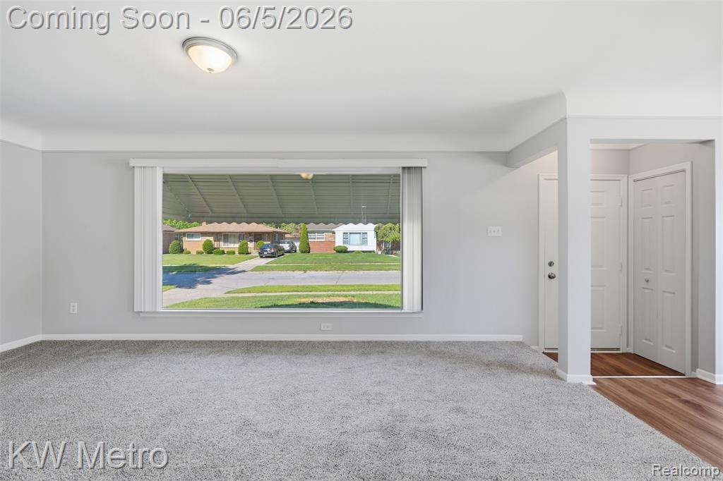 9662 Berwyn, Redford, MI 48239 — Photo 4