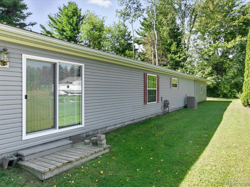 4996 Lakeshore Road, Lexington, MI 48450 — Photo 29