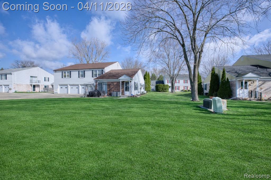 24615 Park Terrace Drive, Harrison Township, MI — Photo 32