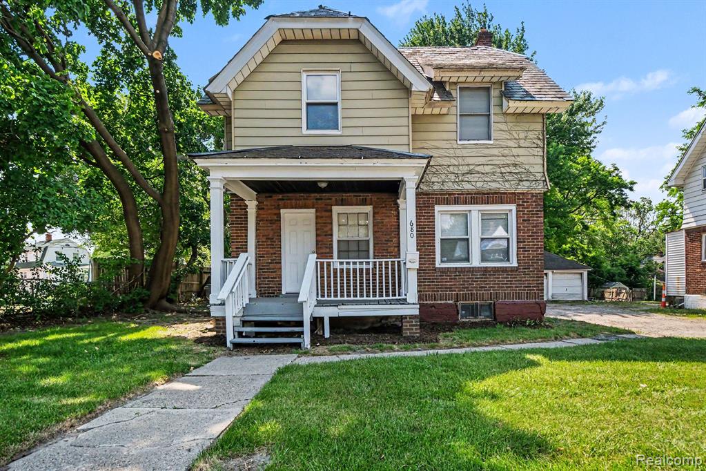 680 N Perry Street, Pontiac, MI 48342 — front exterior