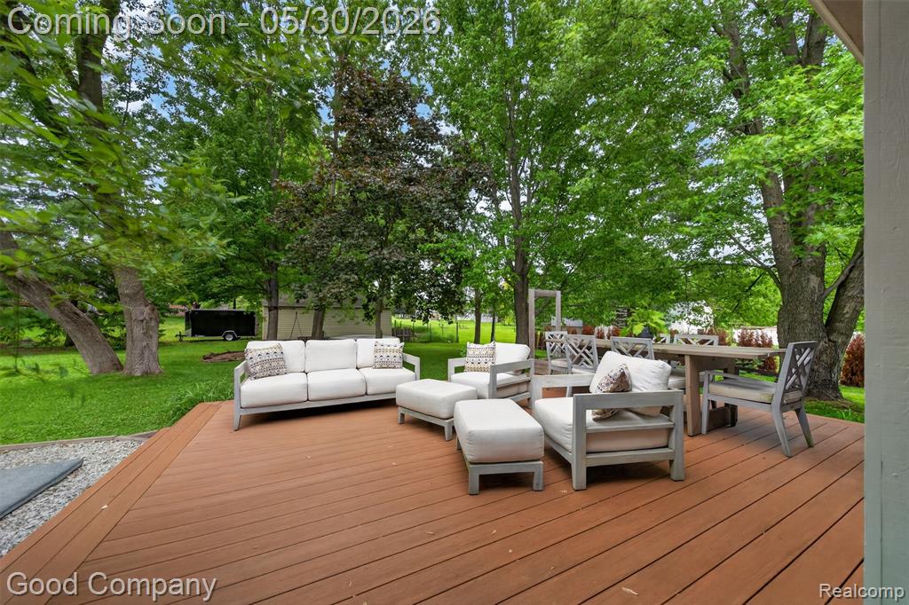 933 Gallaland Avenue, Rochester Hills, MI 48307 — Photo 28