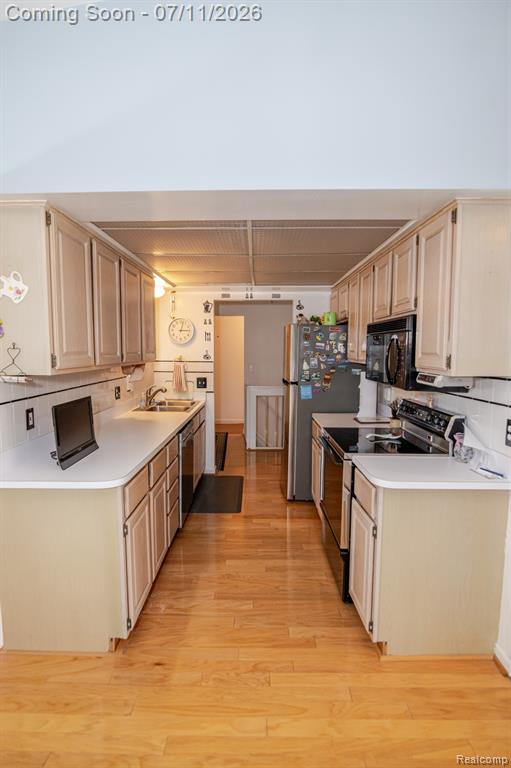 45630 White Oak Drive, Utica, MI 48315 — Photo 10