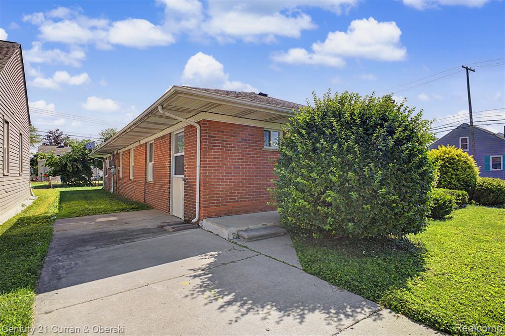 1504 McLain Avenue, Lincoln Park, MI 48146 — Photo 14