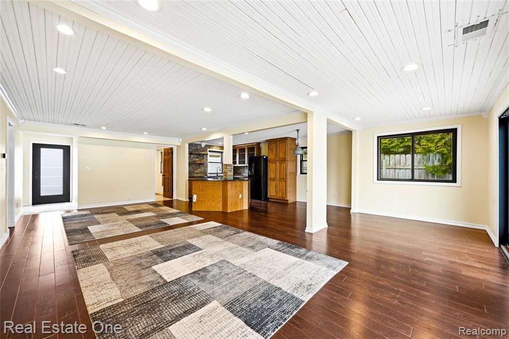 10428 King Road, Davisburg, MI 48350 — Photo 19