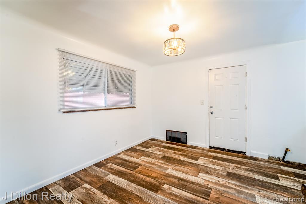 99 Chestnut Street, River Rouge, MI 48218 — Photo 13