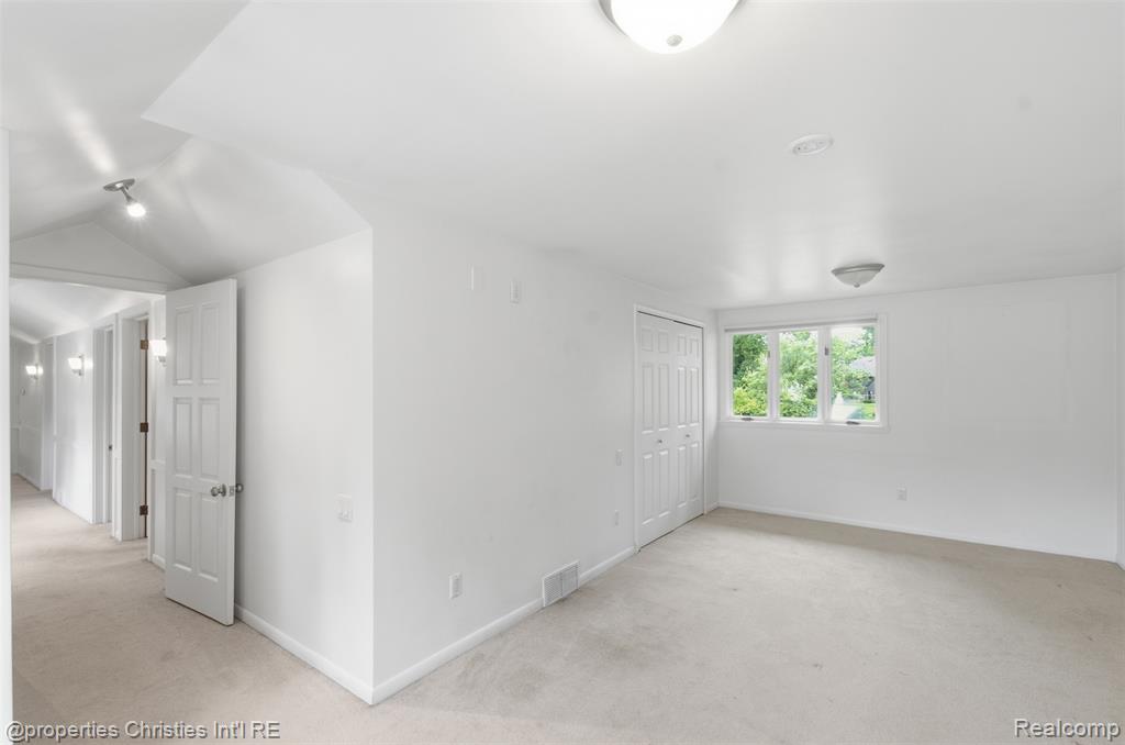 25310 Canterbury Road, Franklin, MI 48025 — Photo 40