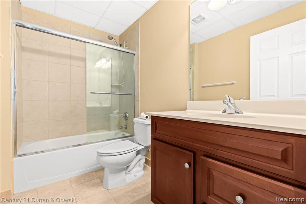 44707 BROADMOOR Circle N, Northville, MI 48168 — Photo 20