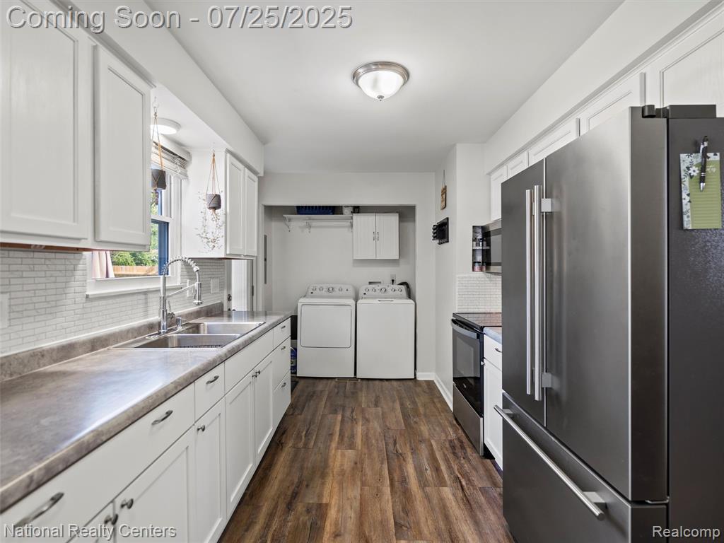 407 Crescent Avenue, Holly, MI 48442 — Photo 8