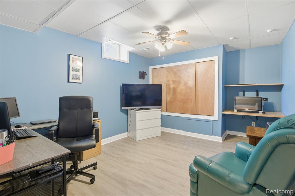 1275 Hendrie, Canton, MI 48187 — Photo 57