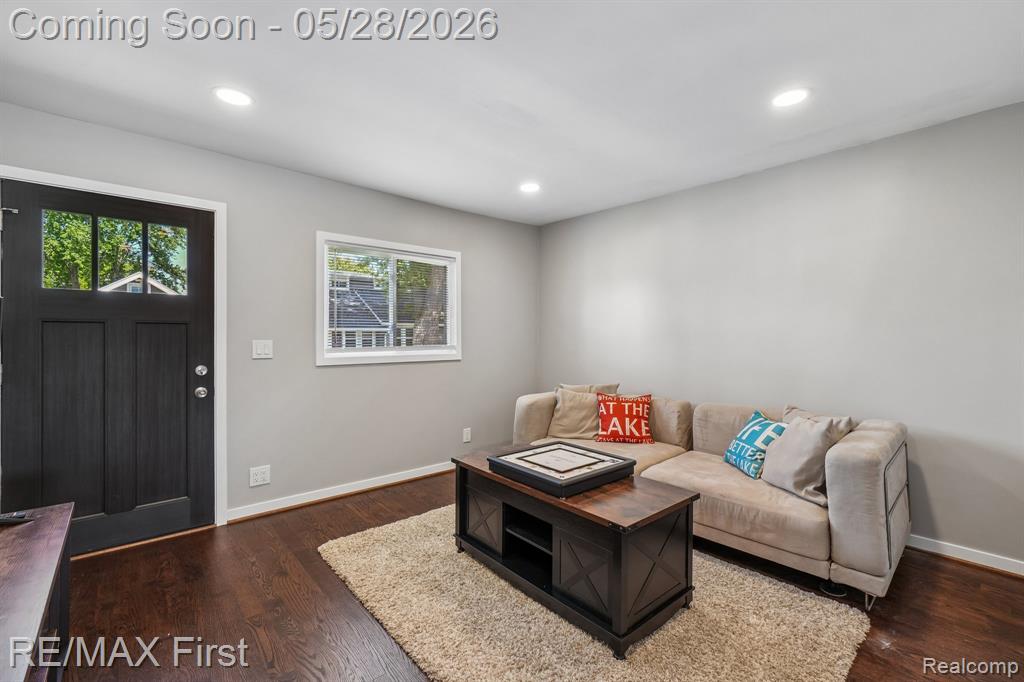 9403 Buckingham Street, White Lake, MI — Photo 2