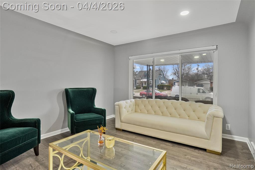 7117 N Evangeline Street, Dearborn Heights, MI 48127 — Photo 15