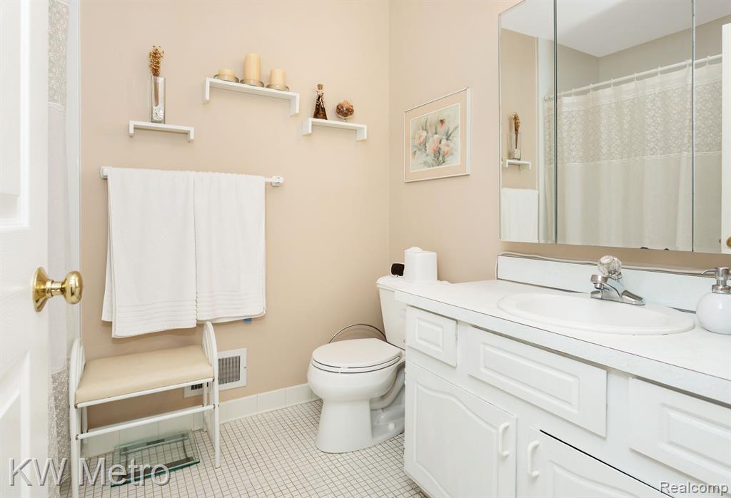 44235 WESTMINISTER Way, Canton, MI 48187 — Photo 28
