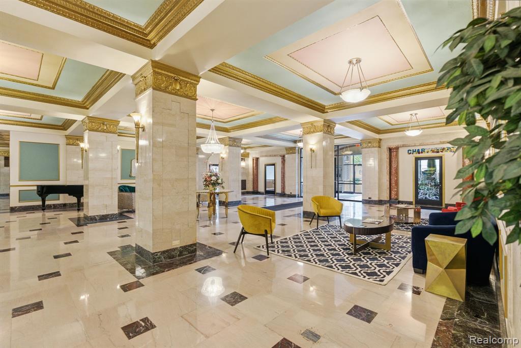 15 E Kirby Street - Photo 3
