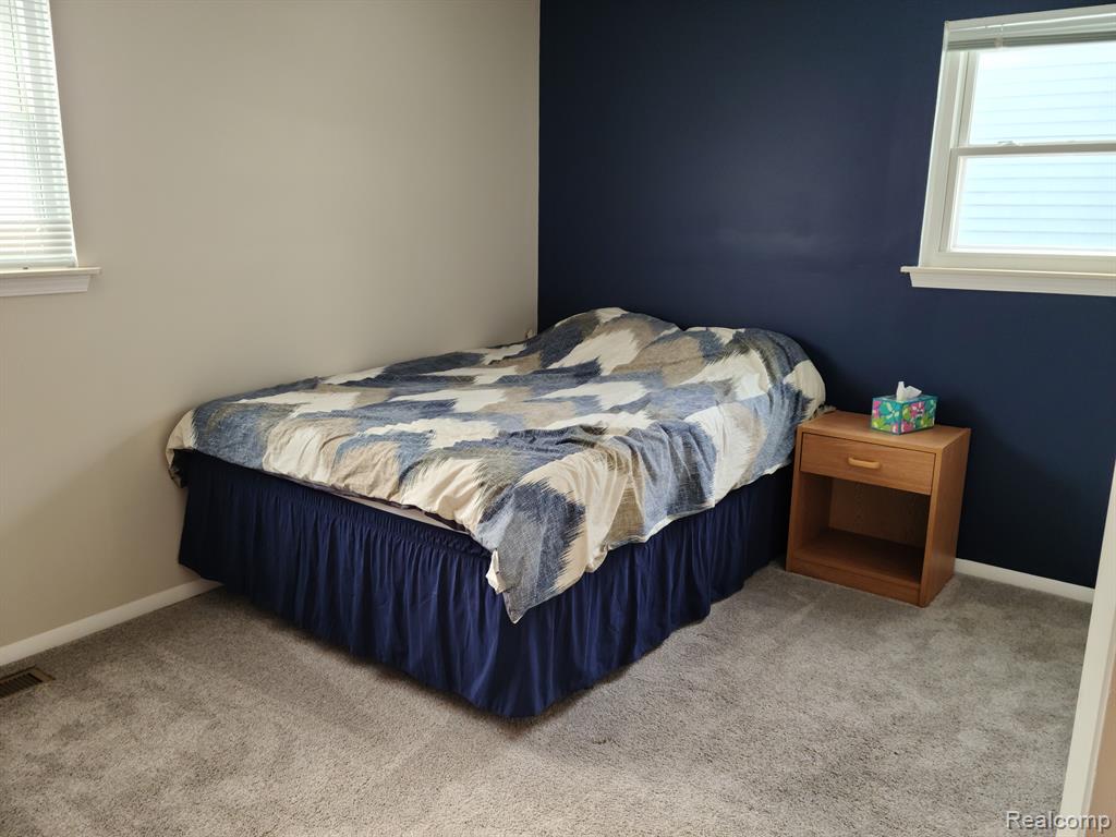 9242 PANAMA Avenue, Ypsilanti, MI 48198 — Photo 45