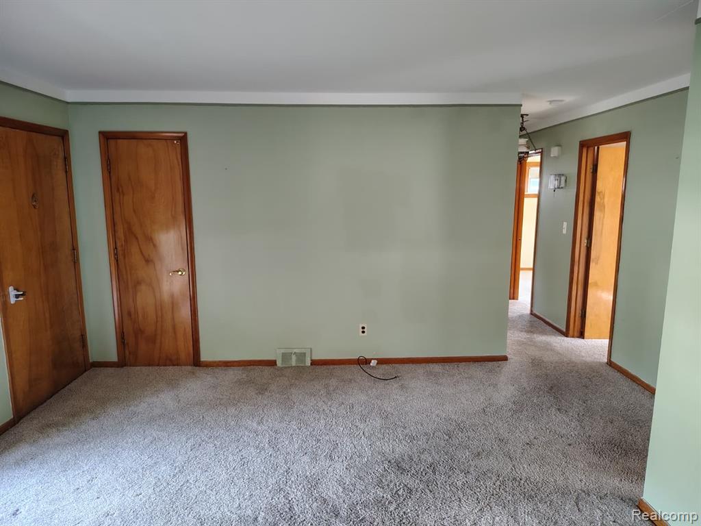 5454 Cranbrook Street, Dearborn Heights, MI 48125 — Photo 4