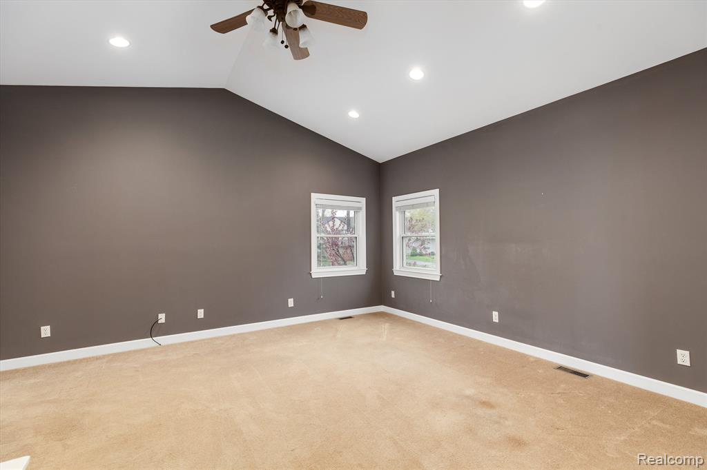 854 Brooklawn Drive, Troy, MI 48084 — Photo 13