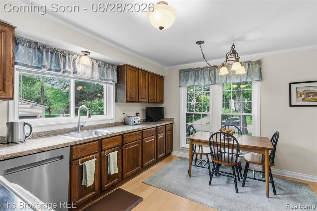 5539 Brompton Court, West Bloomfield, MI — Photo 18