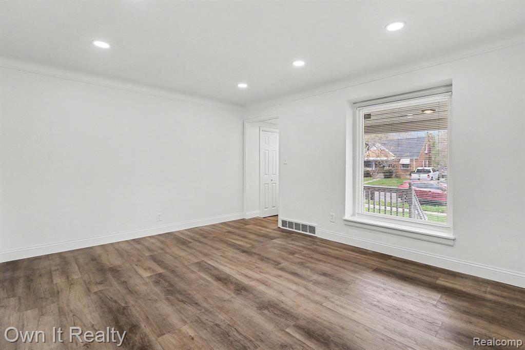 16678 Collingham Drive, Detroit, MI 48205 — Photo 6