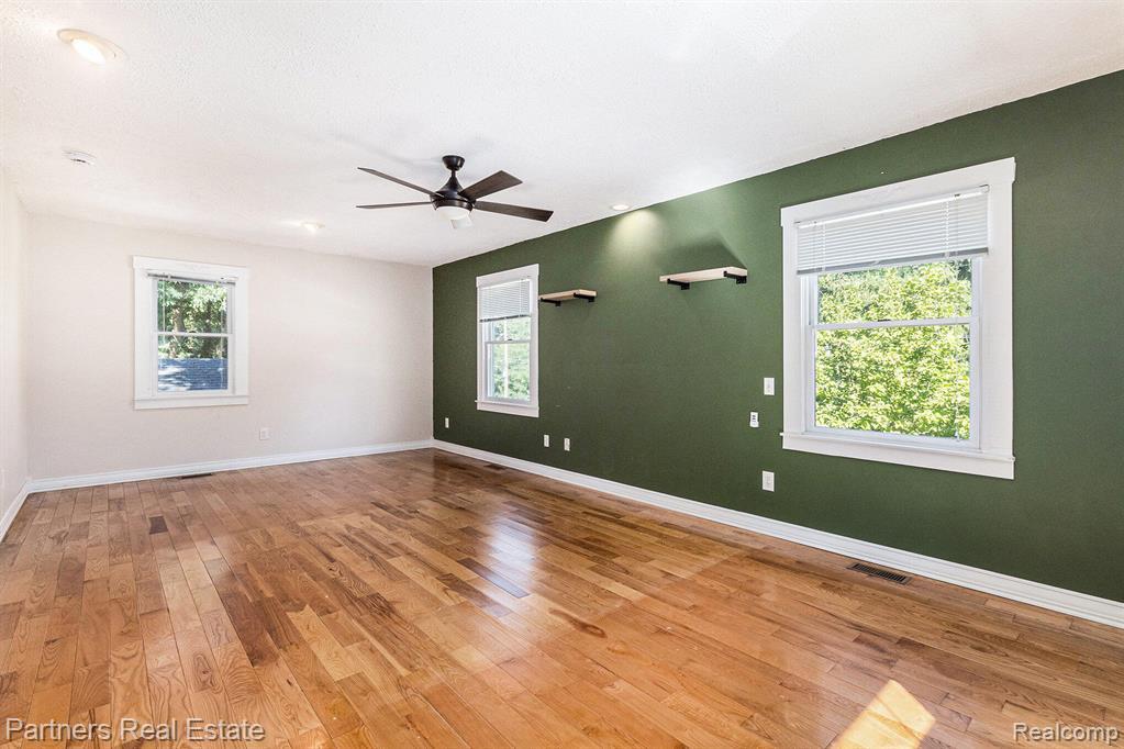 8537 2nd Street, Pinckney, MI 48169 — Photo 16