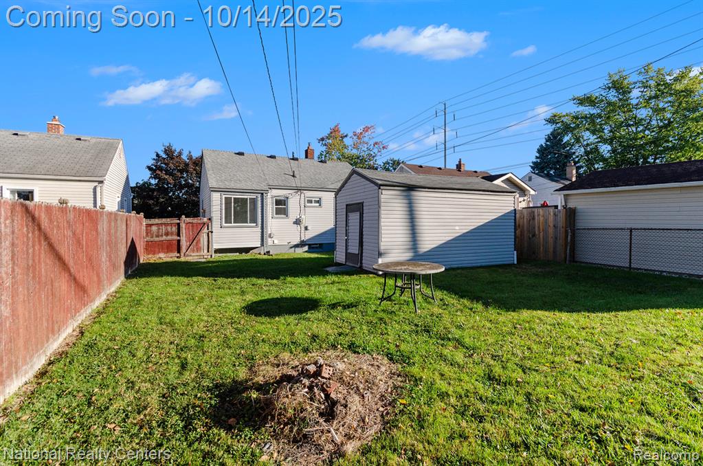 933 Antoine Street, Wyandotte, MI 48192 — Photo 19