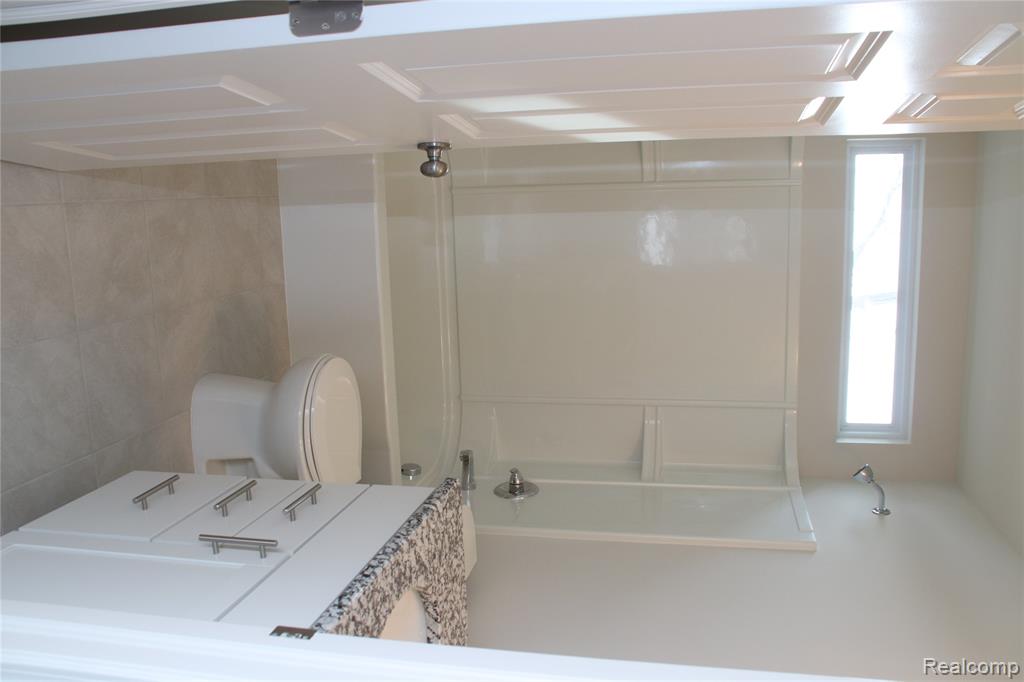58278 PEMBROOKE Avenue, New Haven, MI 48048 — Photo 18