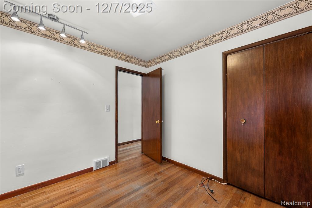 8718 Binney Drive, Warren, MI 48093 — Photo 15