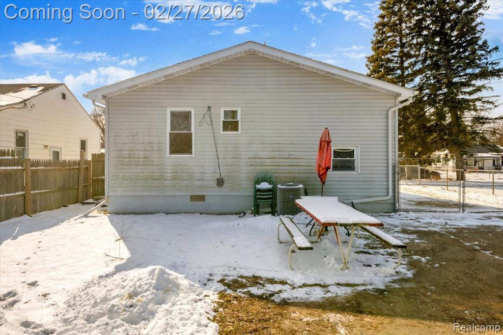 617 McKeighan Avenue, Flint, MI 48507 — Photo 29