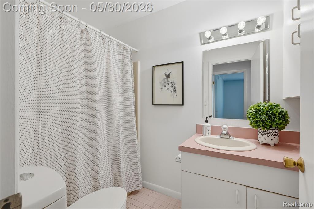 5620 Eastman Boulevard, West Bloomfield, MI 48323 — Photo 22
