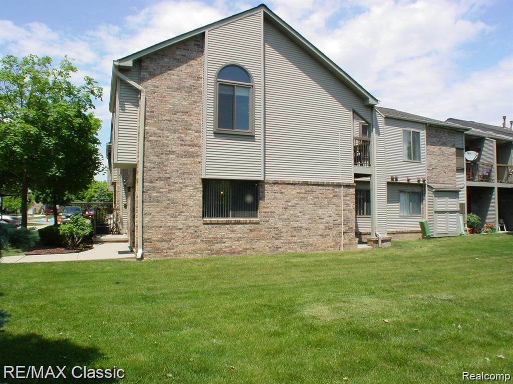 42776 LILLEY POINTE Drive, 171, Canton, MI 48187 — Photo 2