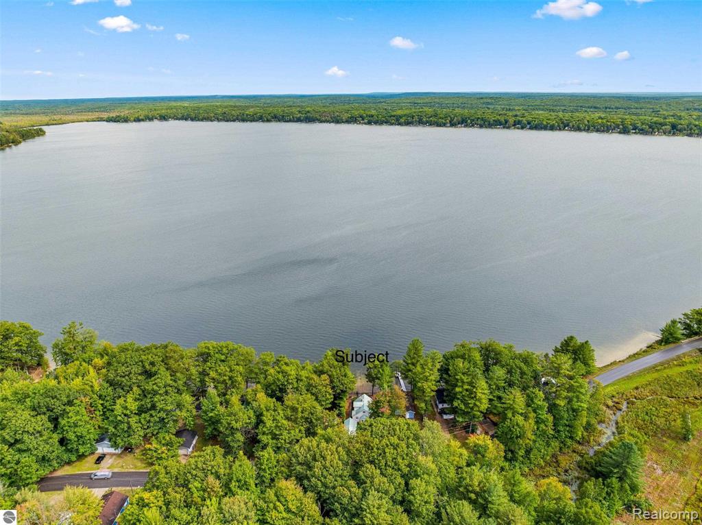 7269 Shore Road NE, Kalkaska, MI 49646 — Photo 6