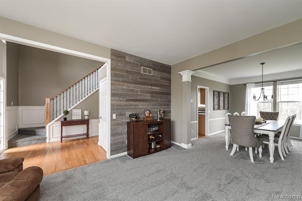 6249 CHERRYWOOD Drive, Ypsilanti, MI 48197 — Photo 11