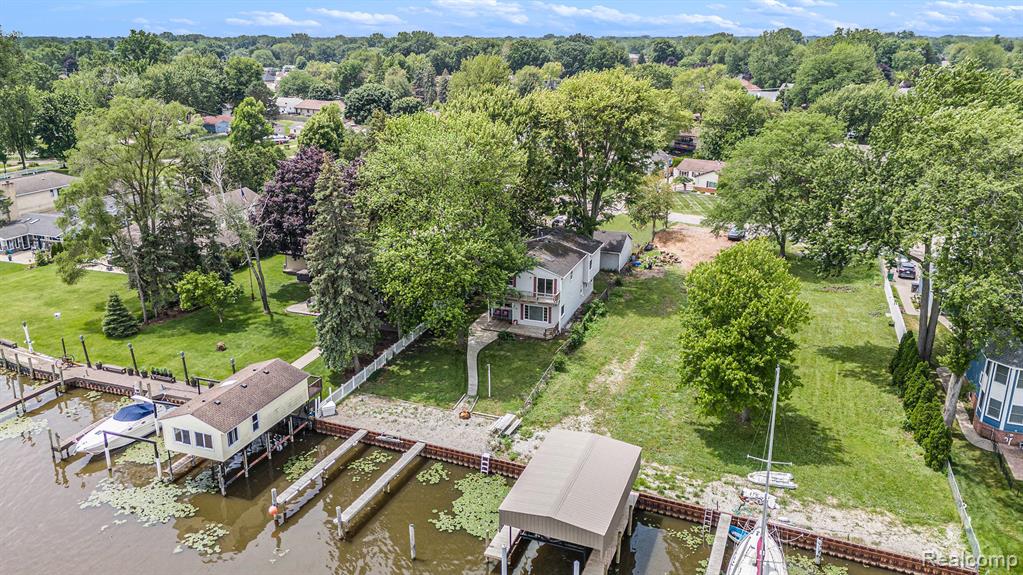 39846 Shoreline Drive, Harrison Township, MI — Photo 19