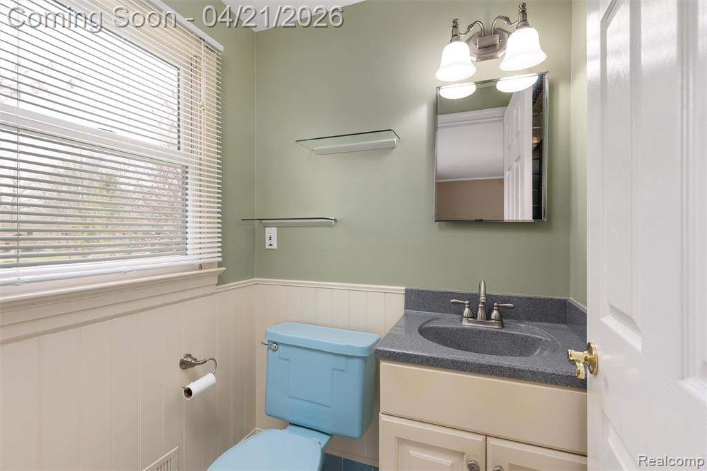 38556 Shana Drive, Clinton Twp, MI 48036 — Photo 29