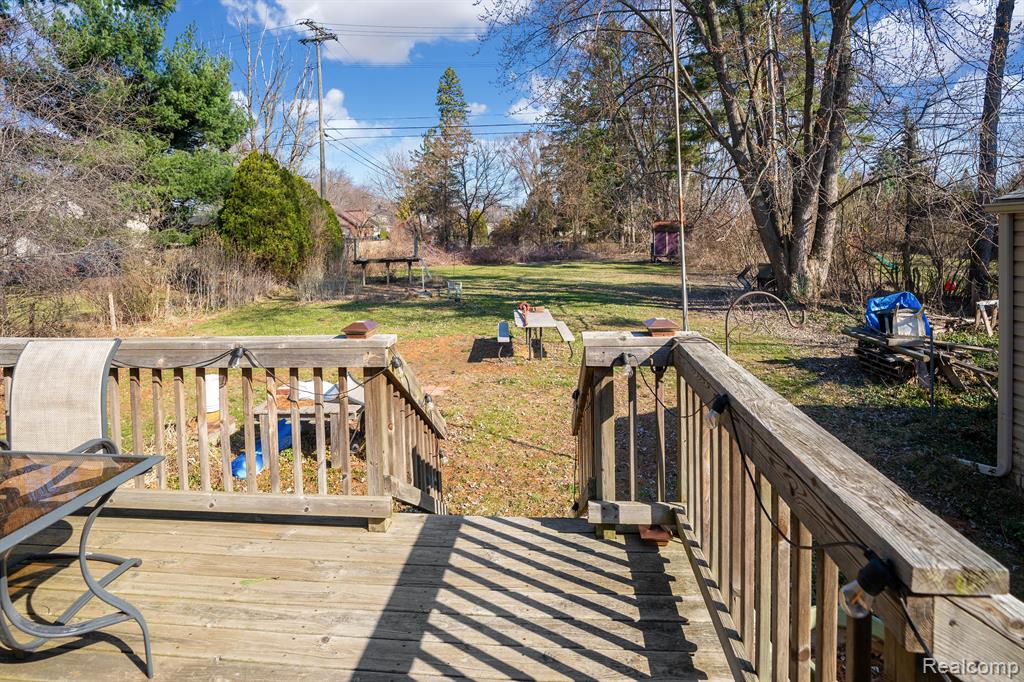 8675 Canal Road, Sterling Heights, MI 48314 — Photo 38