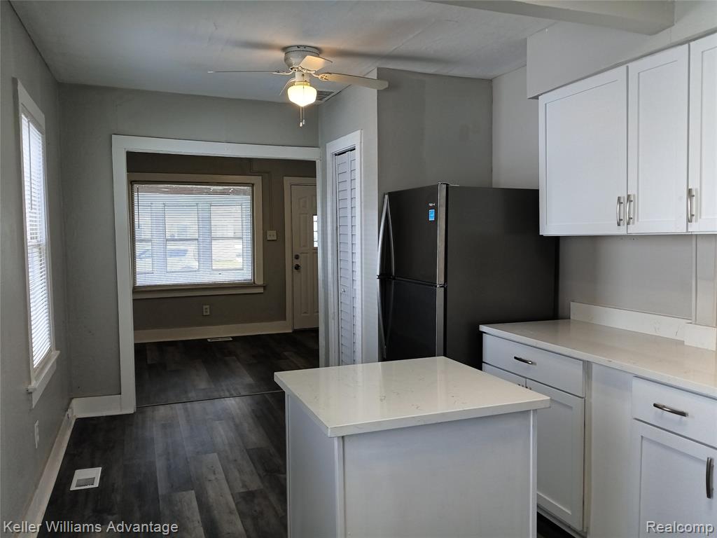 15345 Sumner, Redford, MI 48239 — Photo 11
