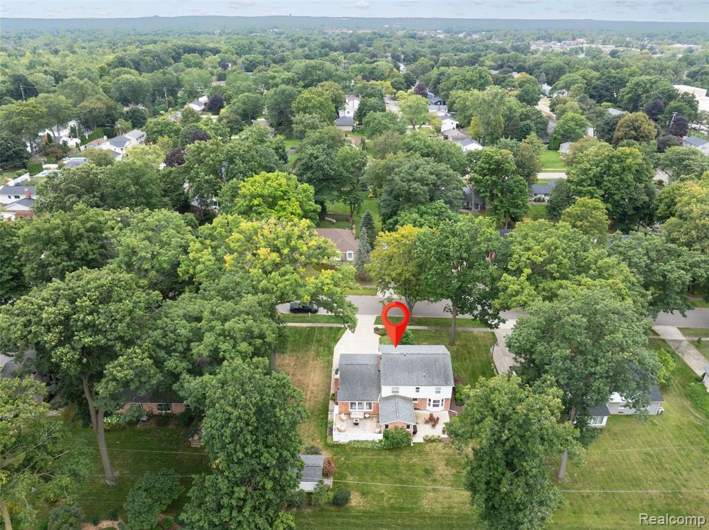 527 Greenwich Lane, Grand Blanc, MI 48439 — Photo 46