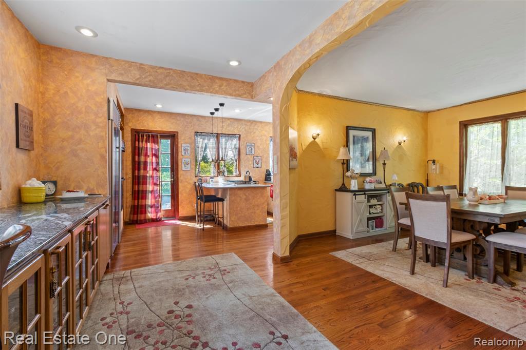939 S HIGHLAND Street, Dearborn, MI 48124 — Photo 13