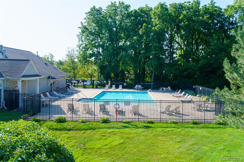 1803 Pinecroft Drive, Canton, MI 48188 — Photo 10